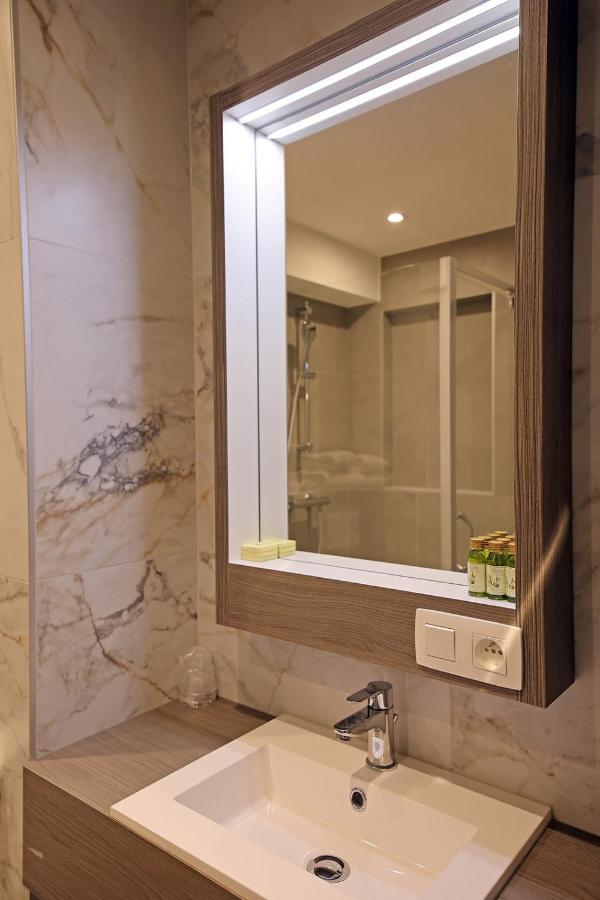 Hotel Uilenspiegel Nieuwpoort Εξωτερικό φωτογραφία